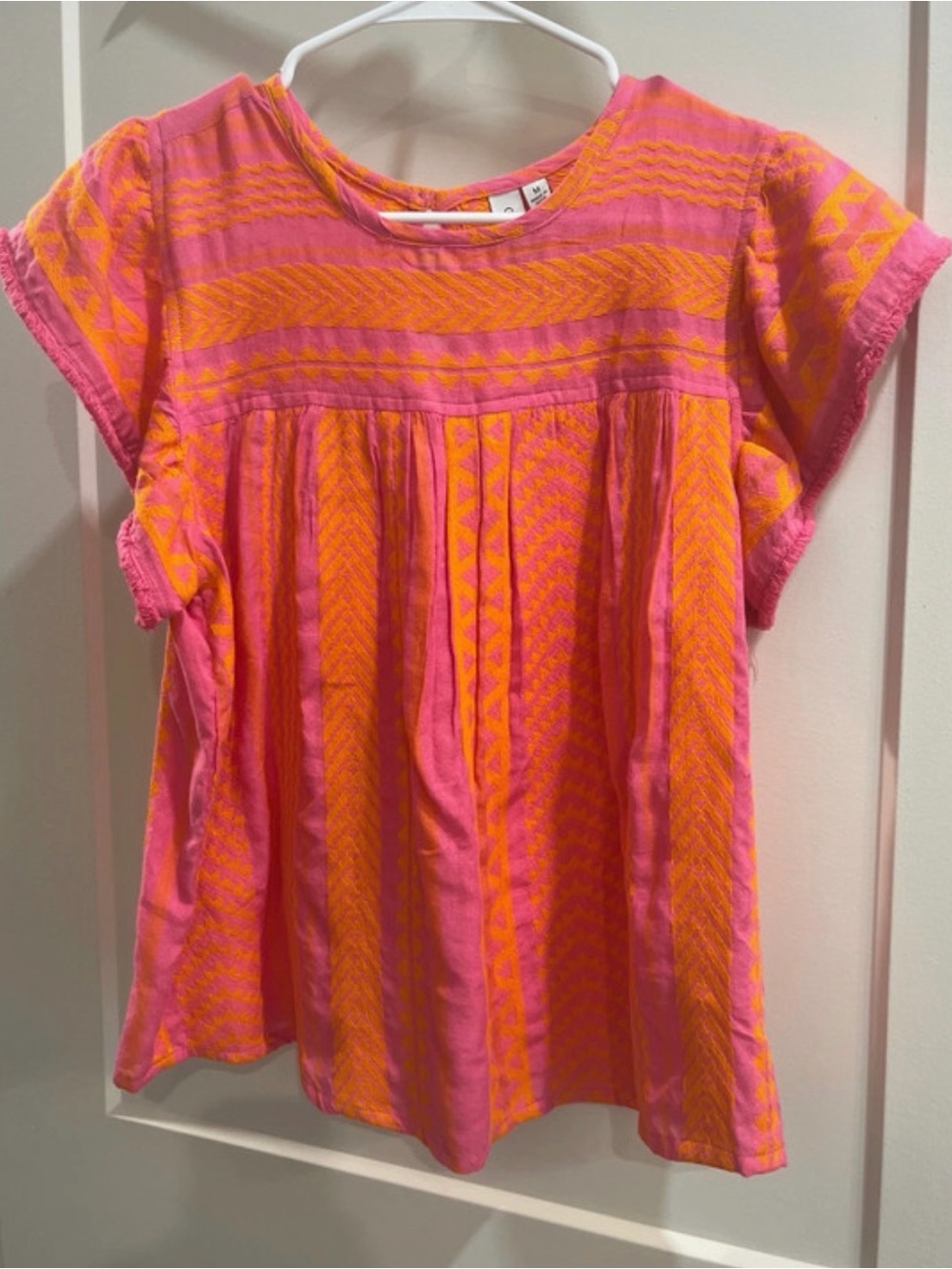 NWT GRACE + KARMA Women’s M short sleeve top